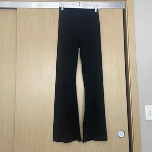 Offline by Aerie Real Me High Waisted Crossover Flare Legging, size XL